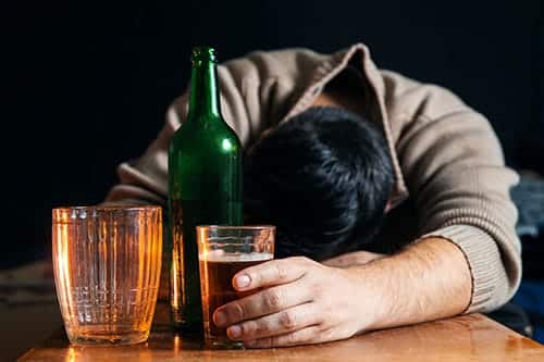 man in need of one of the best alcohol rehab centers in PA for alcohol abuse 