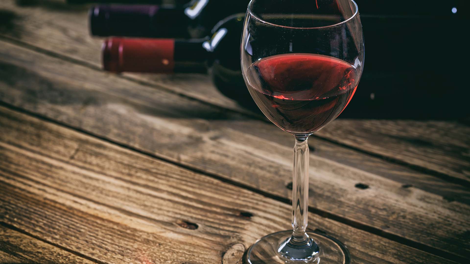 How Long Does a Glass of Wine Stay in Your System? | Steps to Recovery